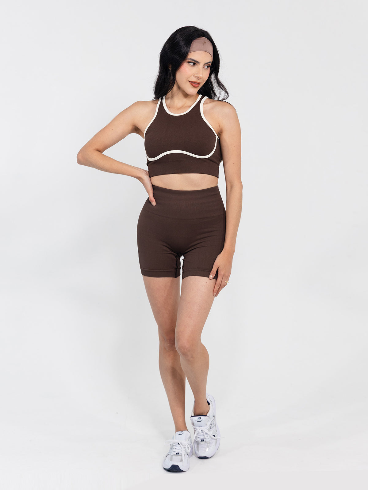 Style Set Avellana