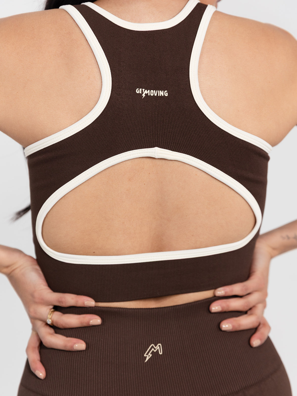 Style Set Avellana